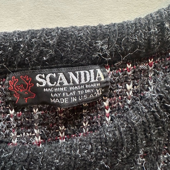 Listing moved @wrenandfinch closet - Scandia vintage grandpa sweater made in US - Picture 2 of 4